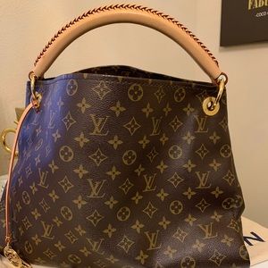 Louis Vuitton Artsy